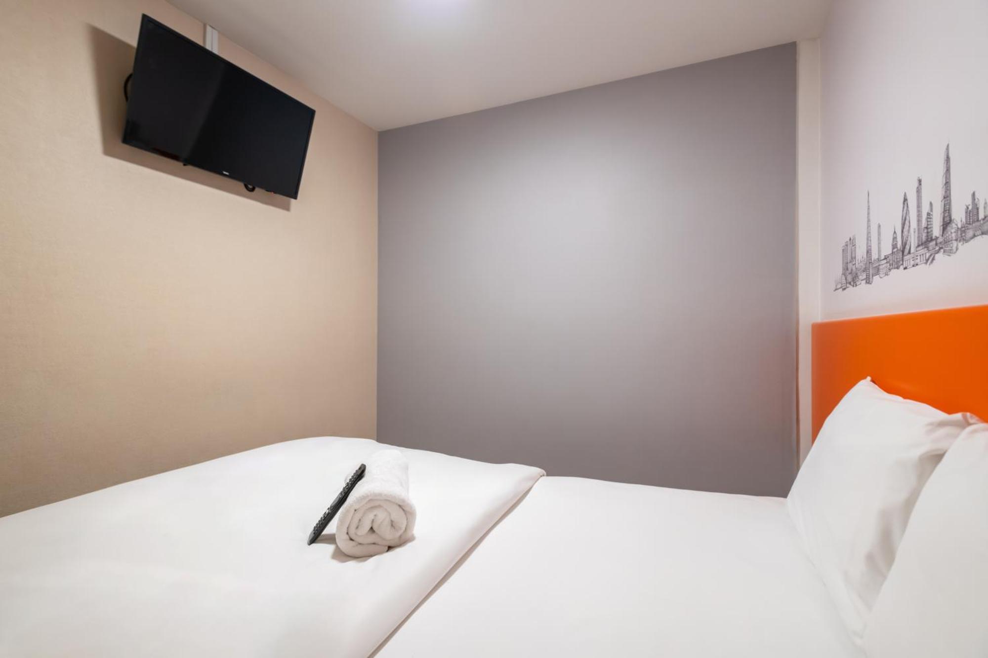 Easyhotel 2* London Borough of Croydon