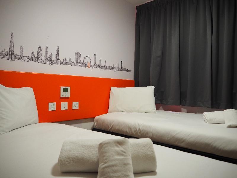 Hotel Easyhotel Croydon