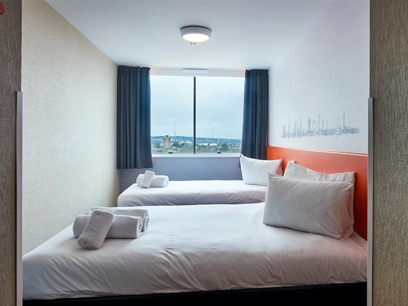 Hotel Easyhotel
